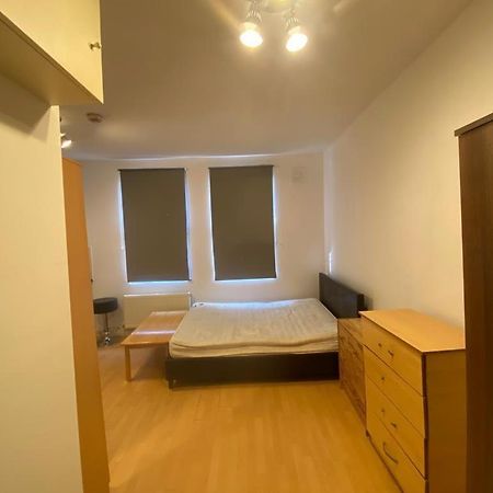 Golders Way Rooms Londres Exterior foto
